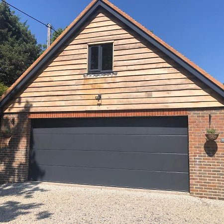 Oakworth Lodge - New Self Contained Studio 希思菲尔德 外观 照片