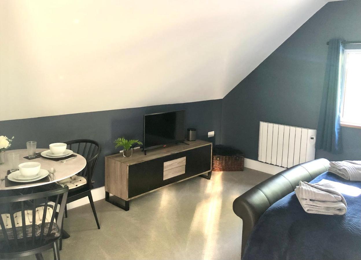 Oakworth Lodge - New Self Contained Studio 希思菲尔德 外观 照片