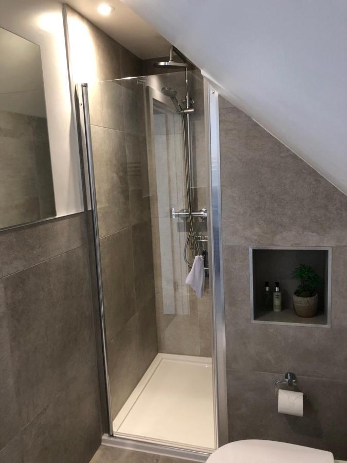 Oakworth Lodge - New Self Contained Studio 希思菲尔德 外观 照片