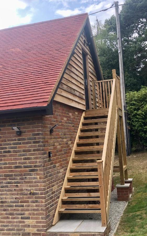 Oakworth Lodge - New Self Contained Studio 希思菲尔德 外观 照片